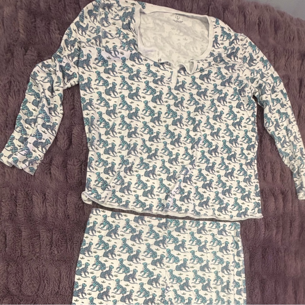 roller rabbit blue tiger pjs size large